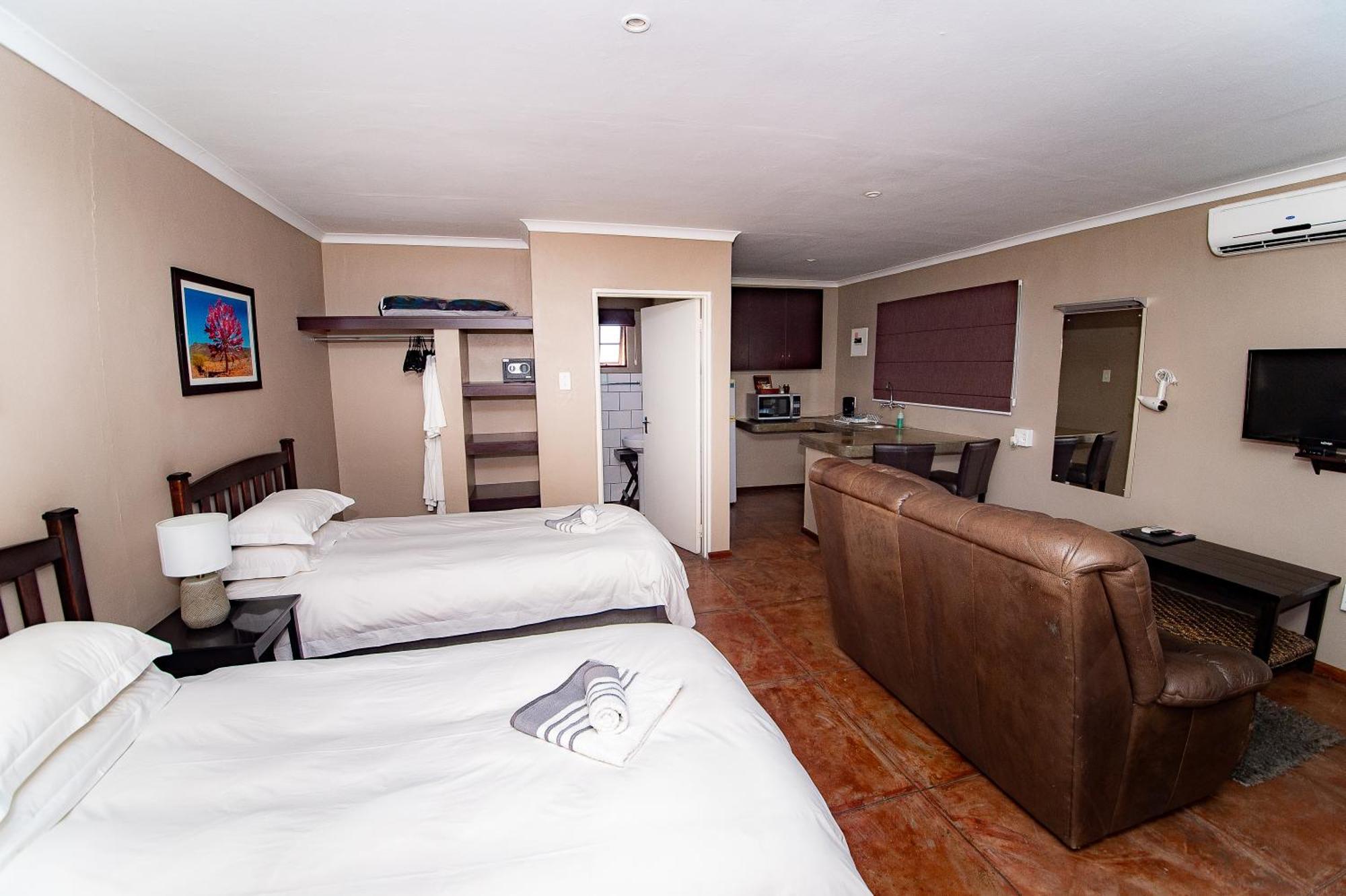 Kleinplasie Guesthouse Springbok Extérieur photo