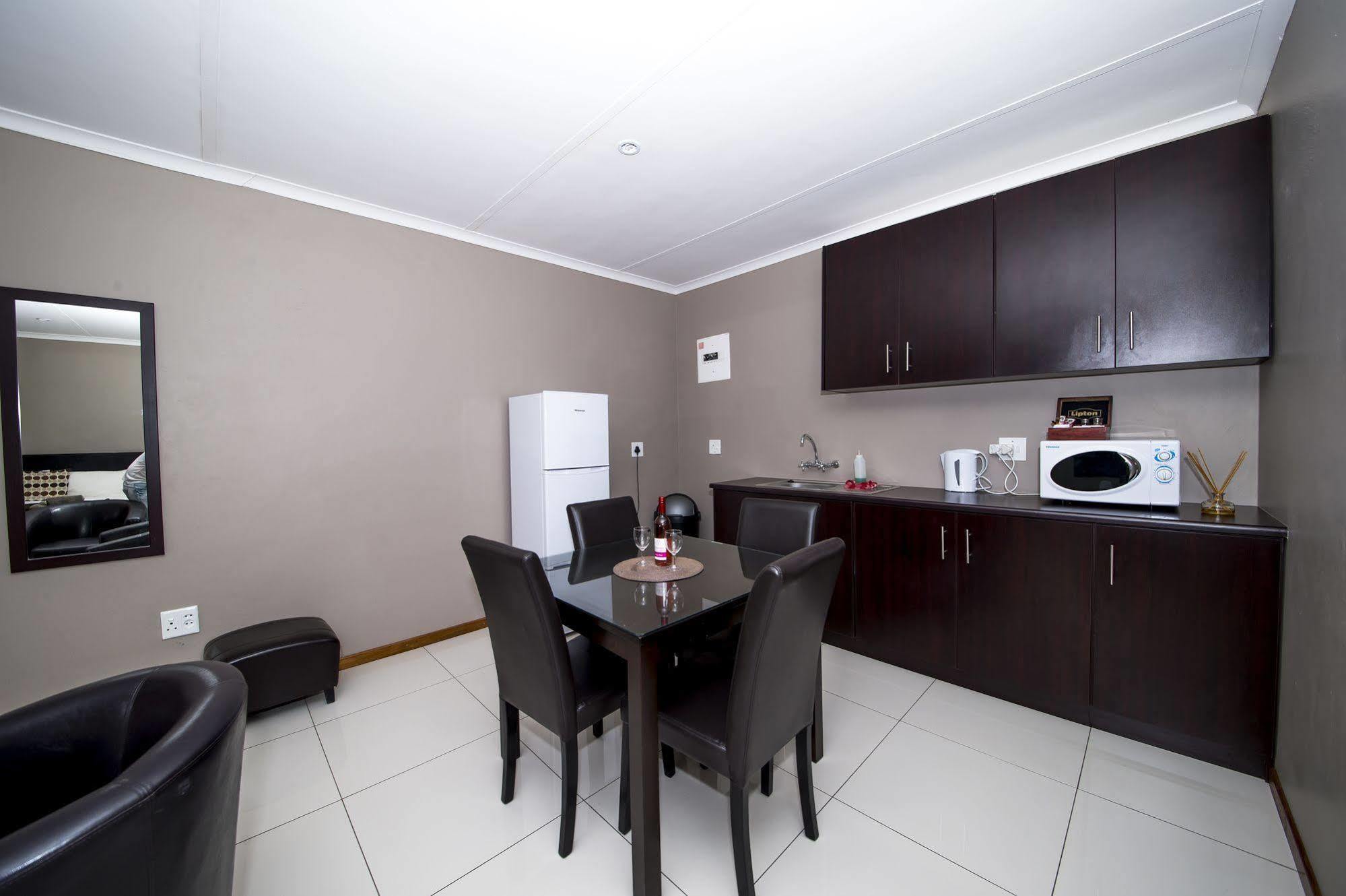 Kleinplasie Guesthouse Springbok Extérieur photo